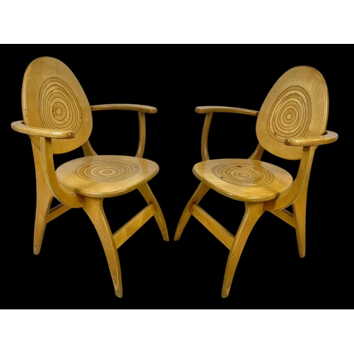 841 - A set of 6 beech chairs.