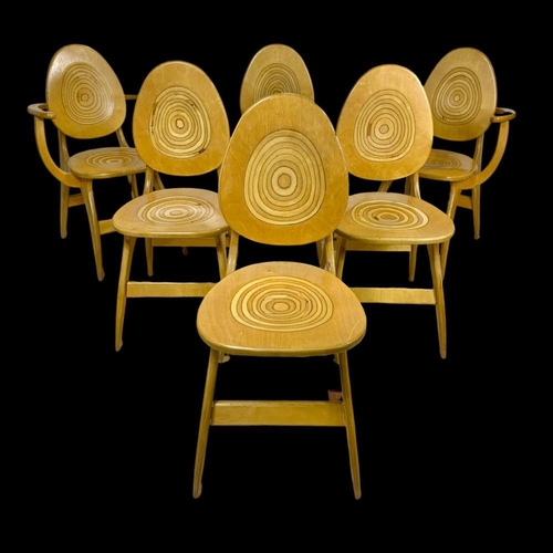 841 - A set of 6 beech chairs.