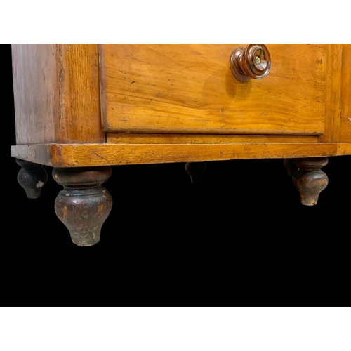 880 - A large Victorian Satin Birch gallery back sideboard. With 6 drawers and cupboard. 164 x 53 x 149cm.