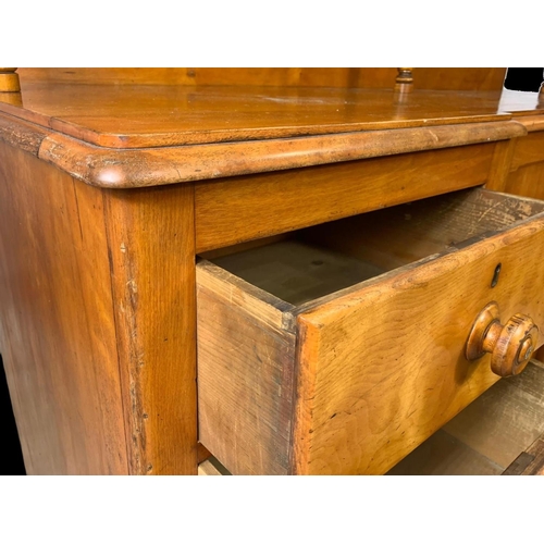 880 - A large Victorian Satin Birch gallery back sideboard. With 6 drawers and cupboard. 164 x 53 x 149cm.