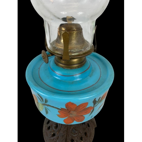 89 - A Victorian oil lamp. 44cm.