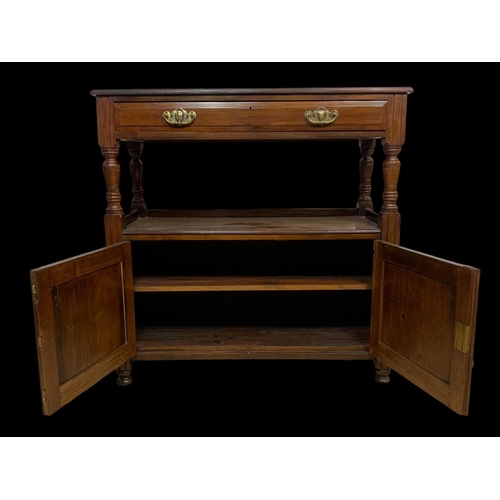 901 - A late 19th century walnut buffet table with drawer and 2 door cupboard. Circa 1880-1900. 100 x 41 x... 