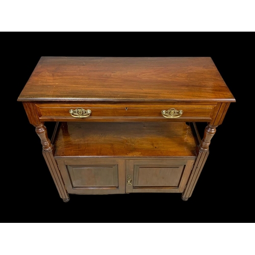 901 - A late 19th century walnut buffet table with drawer and 2 door cupboard. Circa 1880-1900. 100 x 41 x... 