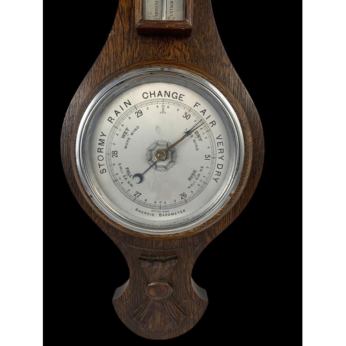 92 - Vintage oak barometer 57.5cm.