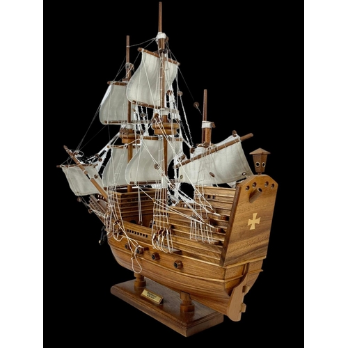 93 - A large model ship. Mayflower 1620. 69 x 57.5cm