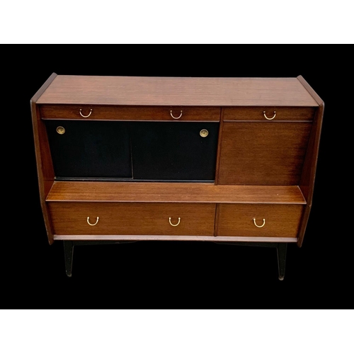 950 - A G-Plan Librenza cocktail sideboard. Circa 1950-1960. 121 x 48.5 x 96.5cm