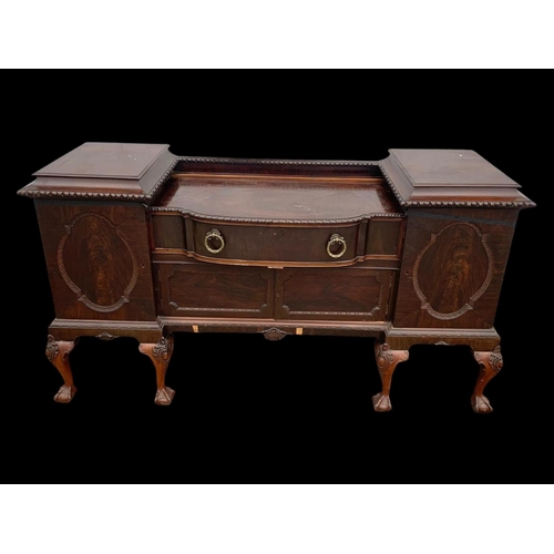 989 - A large early 20th century Chippendale style mahogany sideboard. Circa 1930. 203 x 62 x 109cm.