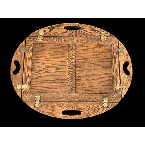 1022 - An Old Charm oak butlers tray on stand. Unextended 62.5 x 45 x 55cm.