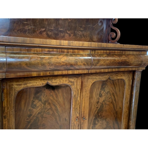 1024 - A superb quality William IV flamed mahogany chiffonier with 2 drawers. Circa 1830. 110.5 x 48 x 143c... 