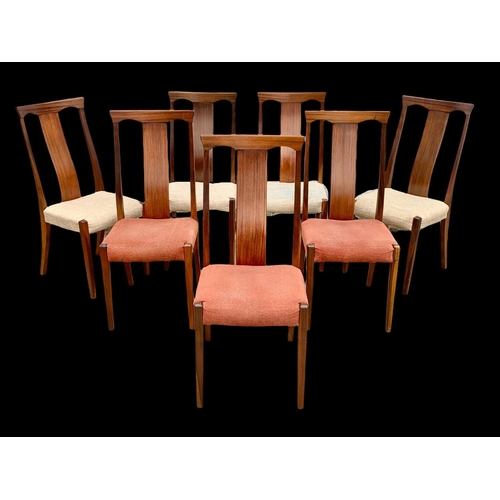 840 - A set of 6 teak high back chairs. Mid century. Circa 1960.