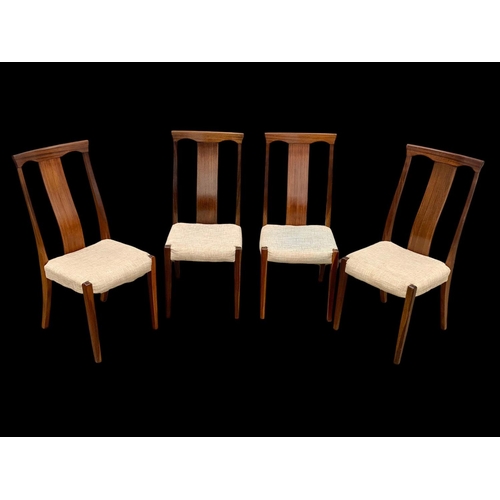 840 - A set of 6 teak high back chairs. Mid century. Circa 1960.