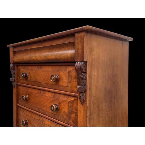 905 - A Victorian mahogany 4 drawer chest of drawers. Circa 1870. 109.5 x 54 x 101cm