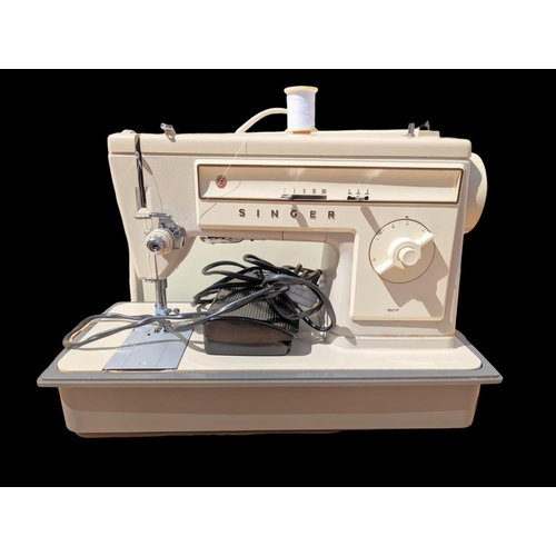 230 - Vintage Singer sewing machine, 44x38cm