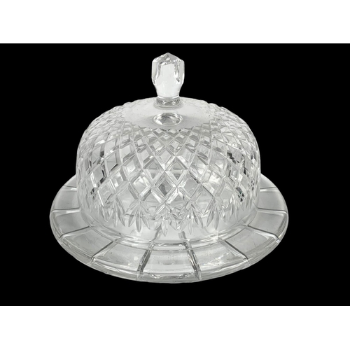 602 - A large crystal serving dish. 27 x 19cm