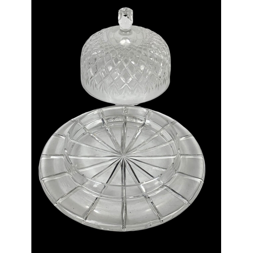 602 - A large crystal serving dish. 27 x 19cm