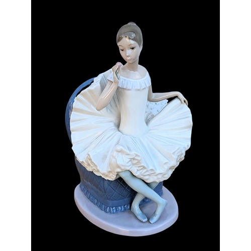 622 - Nao Lladro ballerina pottery figure, 24cm