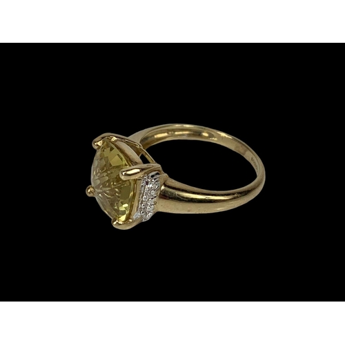 671 - A 9ct gold ring. 3.06 grams.