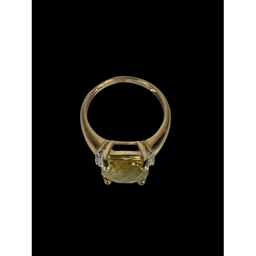 671 - A 9ct gold ring. 3.06 grams.