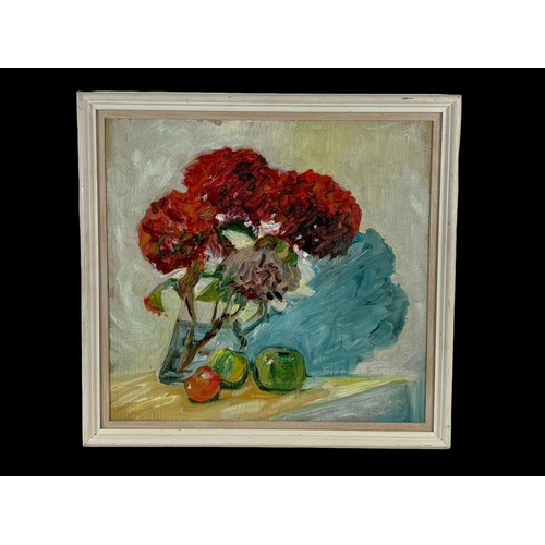 210d - A Still Life oil painting. Painting measures 60.5 x 57cm. Frame measures 64.5 x 61.5cm.