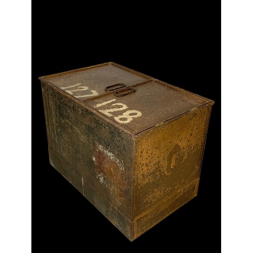 208e - A 19th century document box. 55 x 35 x 39.5cm