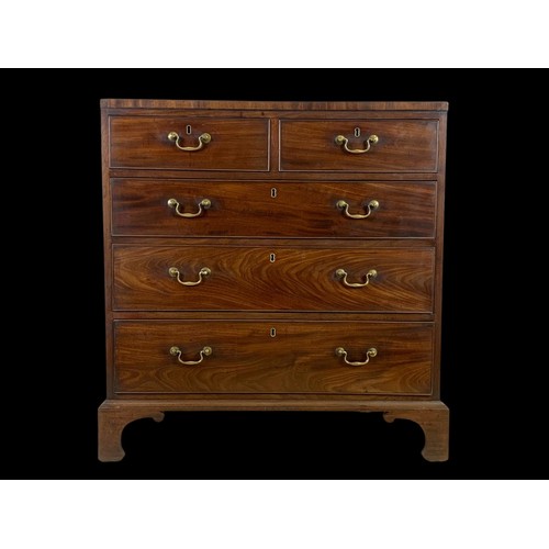 1028 - George III mahogany chest of drawers on bracket feet and brass drop handles.  Circa 1800.  93x48x98c... 