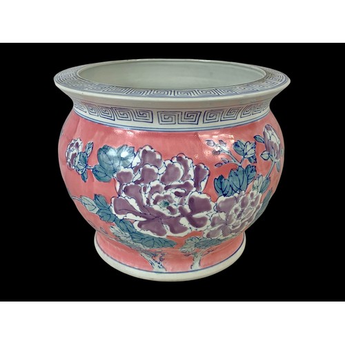 732 - A Chinese pottery jardiniere.  29.5x24cm