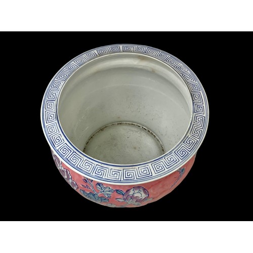 732 - A Chinese pottery jardiniere.  29.5x24cm