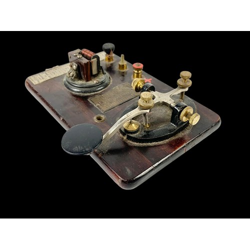 306g - An early 20th century Morse Code Telegraph Key. 17.5cm