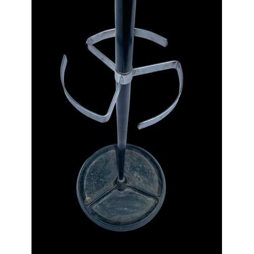 1178 - A mid century hat and coat stand. 165.5cm.