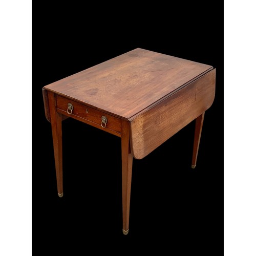 1183 - A Victorian Pembroke table with drawer. Extended 95.5 x 79.5 x 69cm