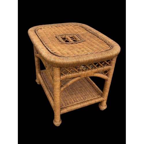 1184 - A vintage wicker hamper and a wicker coffee table. Table measures 62 x 51 x 53cm.