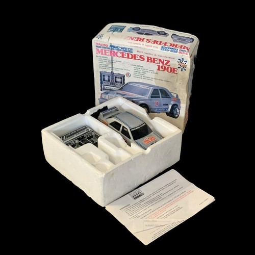 140b - A Mercedes Benz 190e remote control car in box.