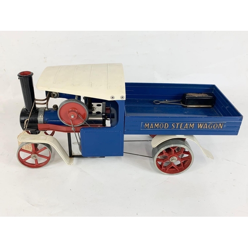 124 - A Mamod steam wagon with box