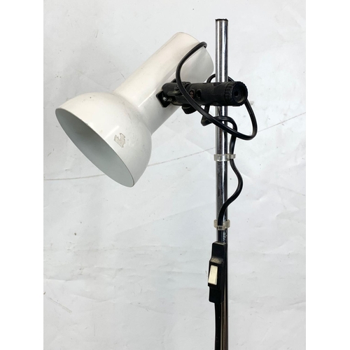 142 - A vintage floor lamp, 132cm