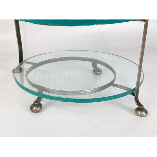 417 - A silver plated cake stand, 35cm