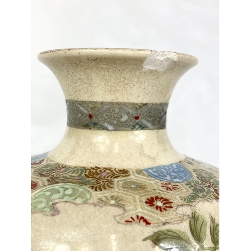 471 - A quantity of late 19th century Japanese and Chinese styled porcelain.