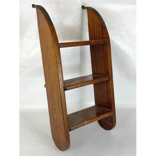 55 - A set of 1930s mahogany yacht steps, 39.5cm x 86cm