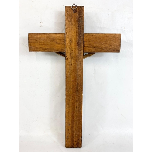 58 - A vintage crucifix, 25cm x 40cm