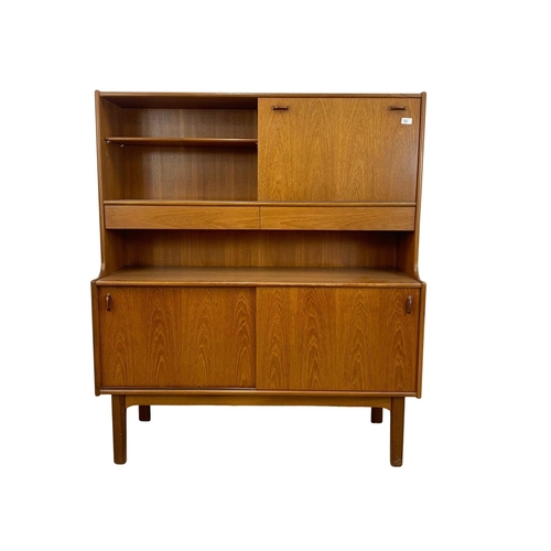 791 - Teak Mid Century highboard by Nathan Furniture. 122cm x 45cm x 141cm