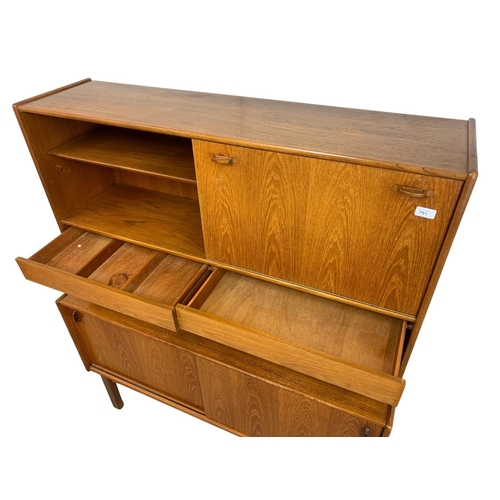 791 - Teak Mid Century highboard by Nathan Furniture. 122cm x 45cm x 141cm