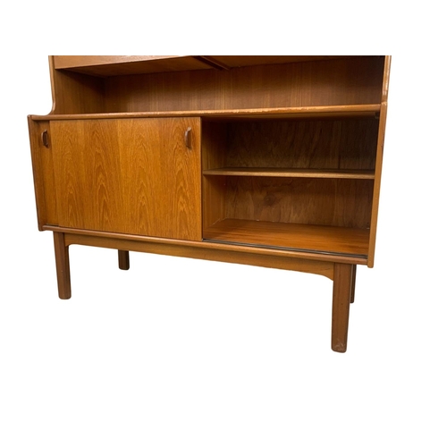 791 - Teak Mid Century highboard by Nathan Furniture. 122cm x 45cm x 141cm