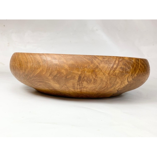 95 - A vintage burr ash fruit bowl, 29cm