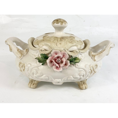 625 - 2pc of Capodimonte