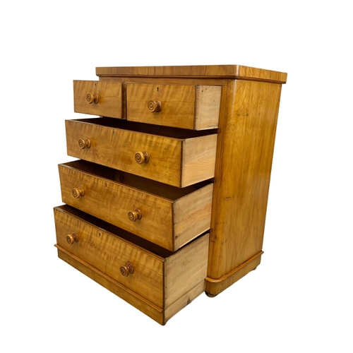 987 - A Victorian satin birch chest of drawers, 99cm x 48cm x 109.5cm