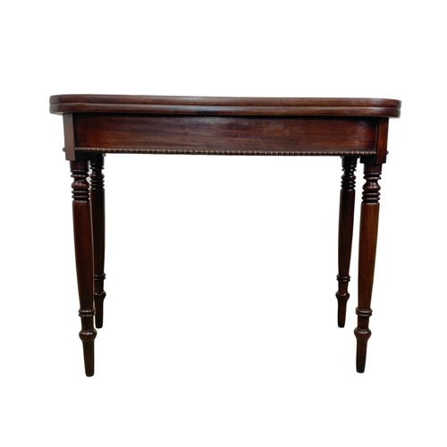 1063 - A Victorian mahogany tea table. 91x45x74cm