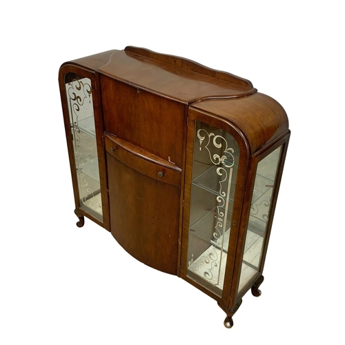 1013 - A vintage Art Deco style bureau display cabinet. 1950. 120 x 35 x 121cm.