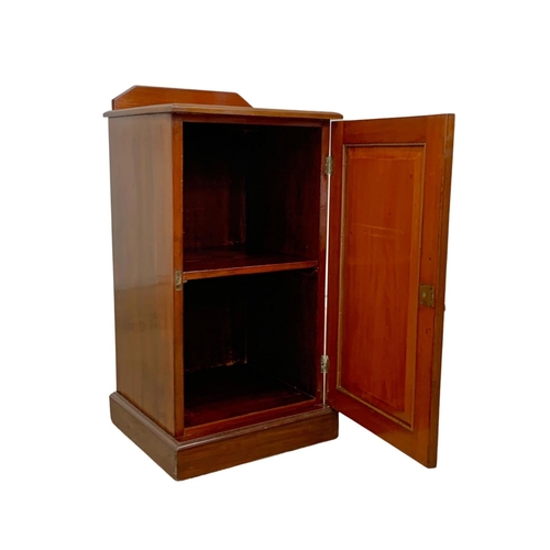 1014 - A late Victorian mahogany bedside cabinet. Circa 1900. 41 x 38 x 80.5cm