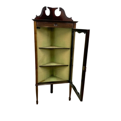 1027 - An Edwardian mahogany corner display cabinet. 68 x 40 x 161cm