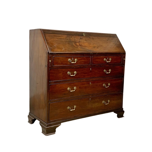 1030 - A large 18th century Georgian mahogany writing bureau with inlaid interior. Circa 1780. 126 x 52 x 1... 