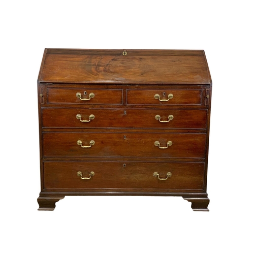 1030 - A large 18th century Georgian mahogany writing bureau with inlaid interior. Circa 1780. 126 x 52 x 1... 